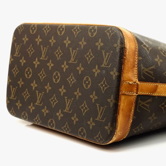 Auth Louis Vuitton Amfar Sharon Stone - Picture 11 of 16